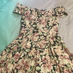 Authentic 1980s Laura Ashley vintage off shoulder signature floral dress sz 10